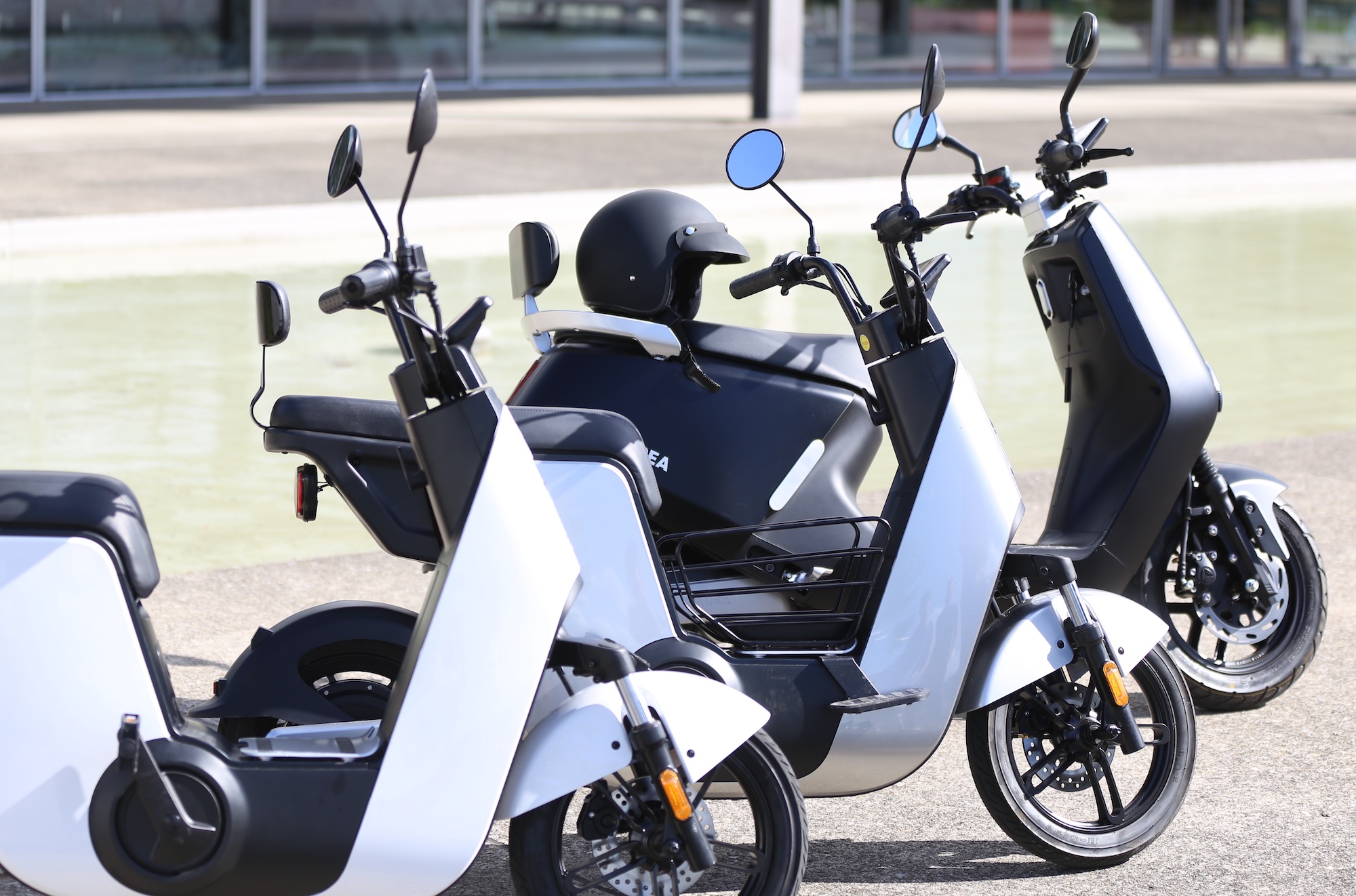 Elektroroller Moped Baselland Ohne Führerschein ab 16 Jahren